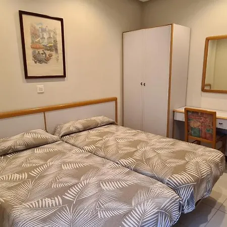 Apartamentos Elena-2